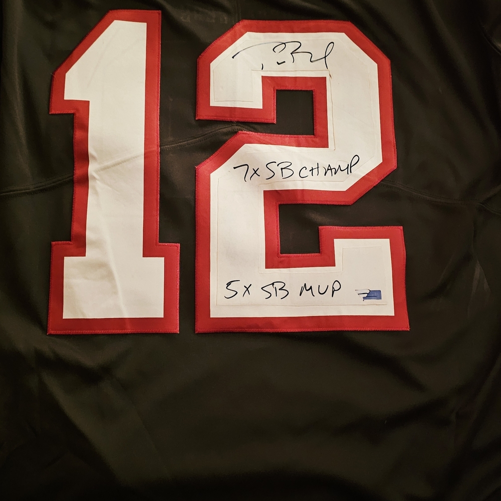 Tampa Bay Buccaneers Tom Brady Unauthorized Football Jersey - Picture 3 of 8